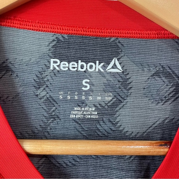 Reebok spartan long sleeve size small - Picture 10 of 10